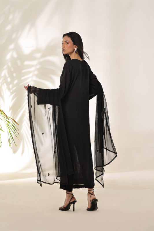 Zainab - Image 4  Zainab